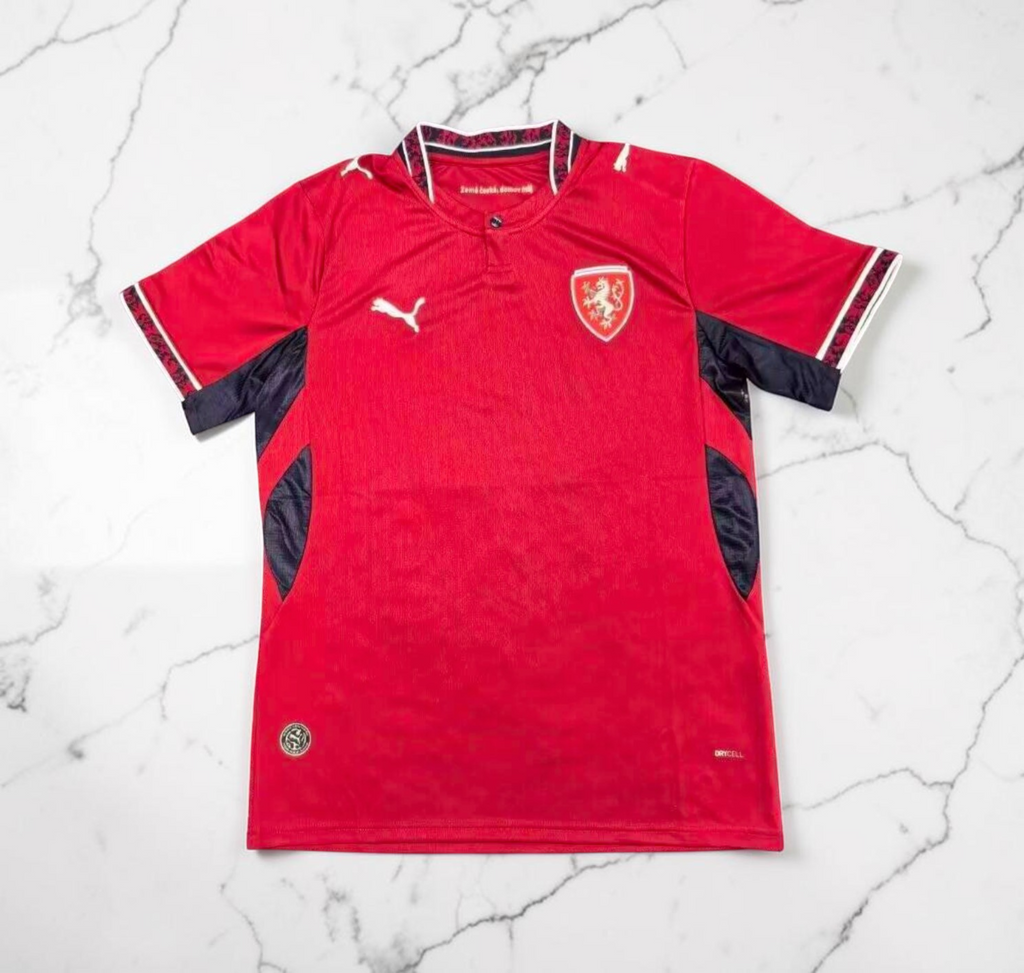 Maillot domicile de la république Tchèque 2026
