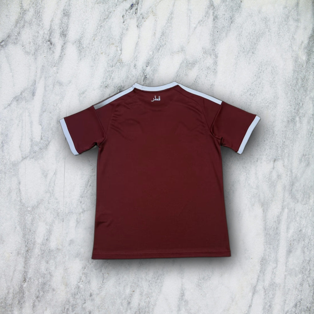 Maillot domicile du Qatar 2026