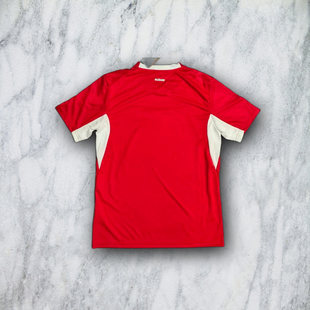 Camiseta local de Suiza 2026
